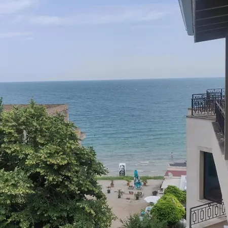 Apartament On The